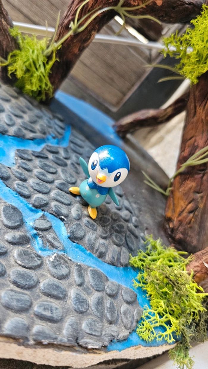 Super figurine Pokemon Nintendo tiplouf effet brillant - photo numéro 2