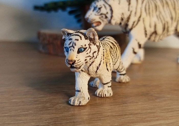 Schleich Tigre Tigron blanc du Bengale Figurine Animal de la savane - photo numéro 3