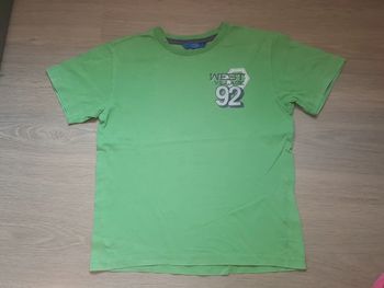 T-shirt manches courtes taille 7 - 8 ans / 128