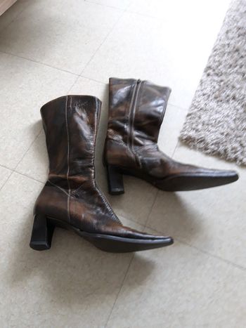 Bottes en cuir pointure 39