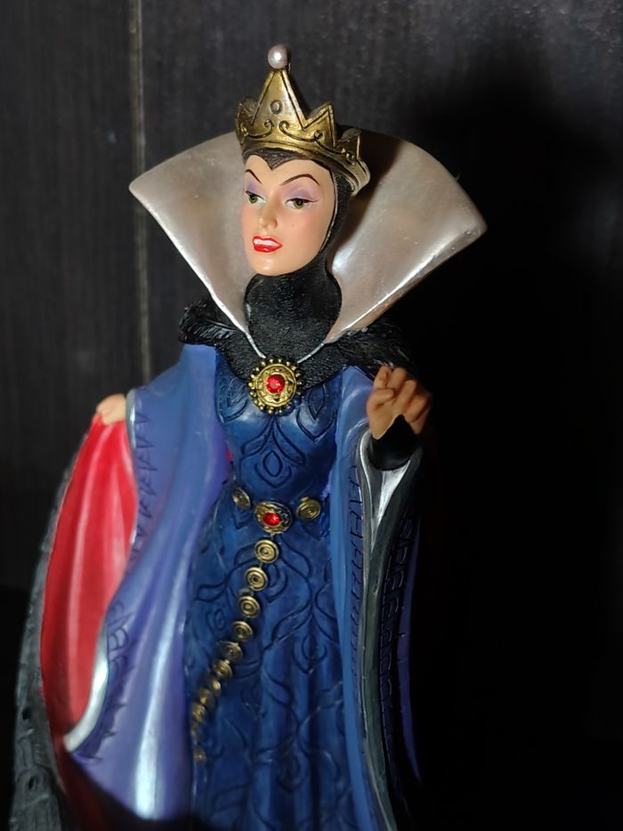 Disney Showcase Haute Couture de Force : Evil Queen (Blanche-Neige, Snow White) - photo numéro 5