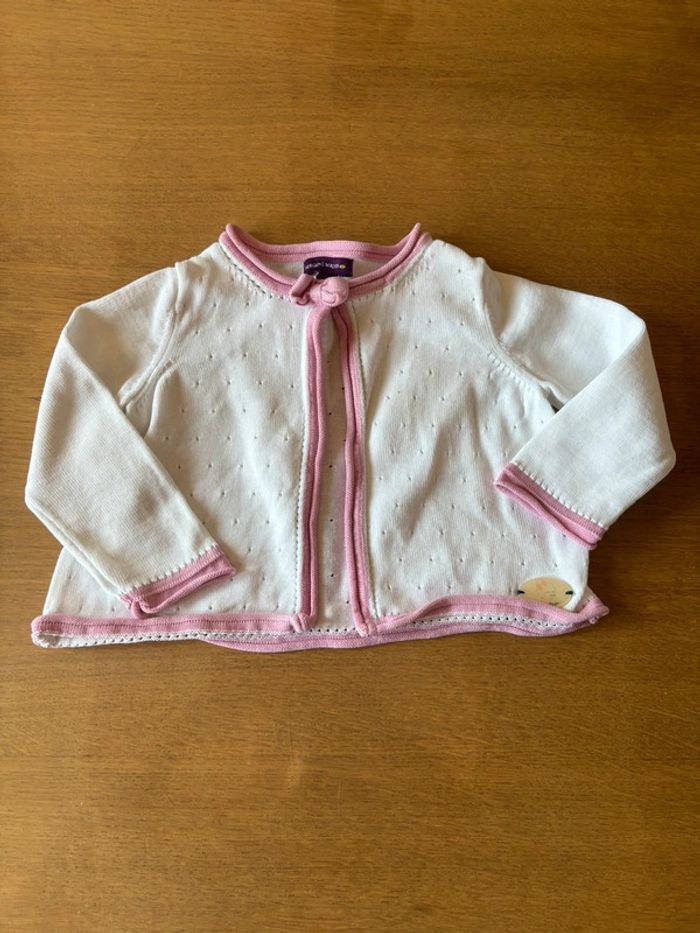 Gilet rose et blanc