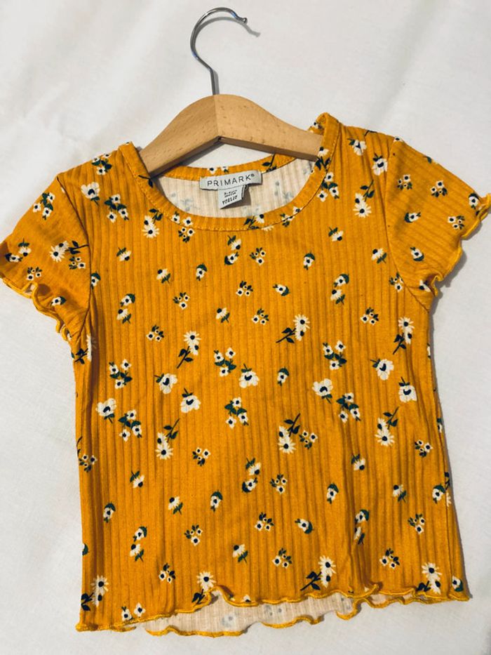 Haut côtelé Primark fleuri 3/4 ans