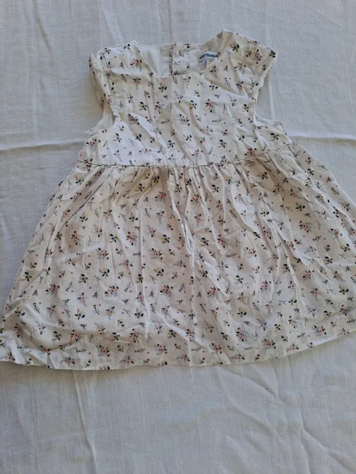 Robe vertbaudet 2 ans - photo numéro 2