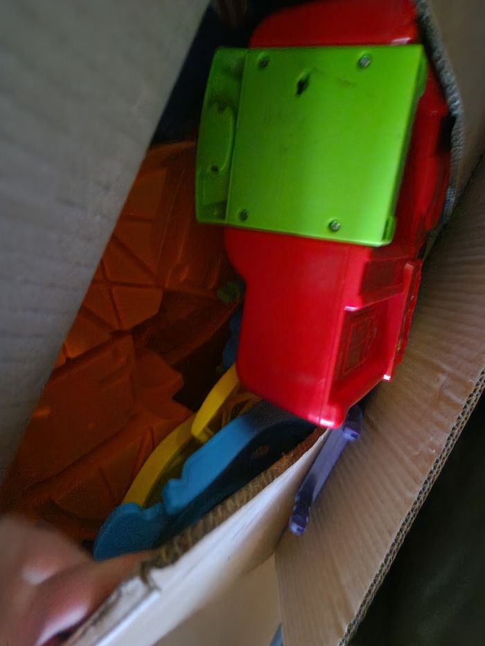 Garage et voiture tutut bolide - photo numéro 3