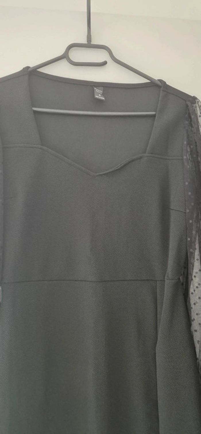 Robe noire tulle - photo numéro 5