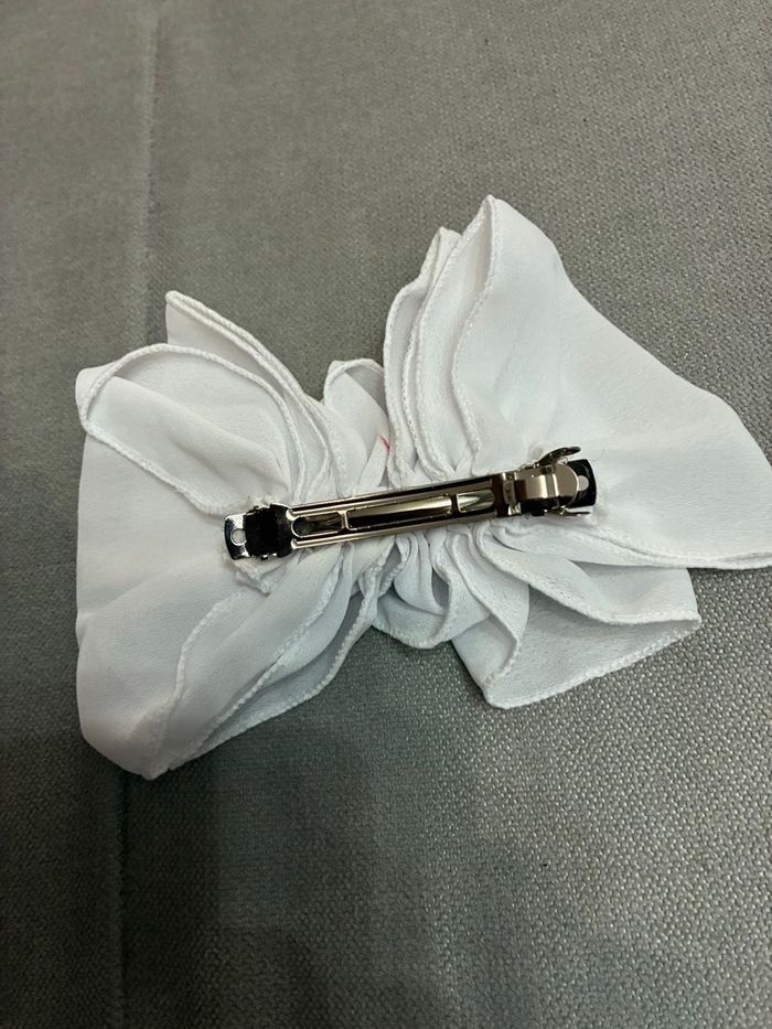 Barrette à cheveux - photo numéro 2