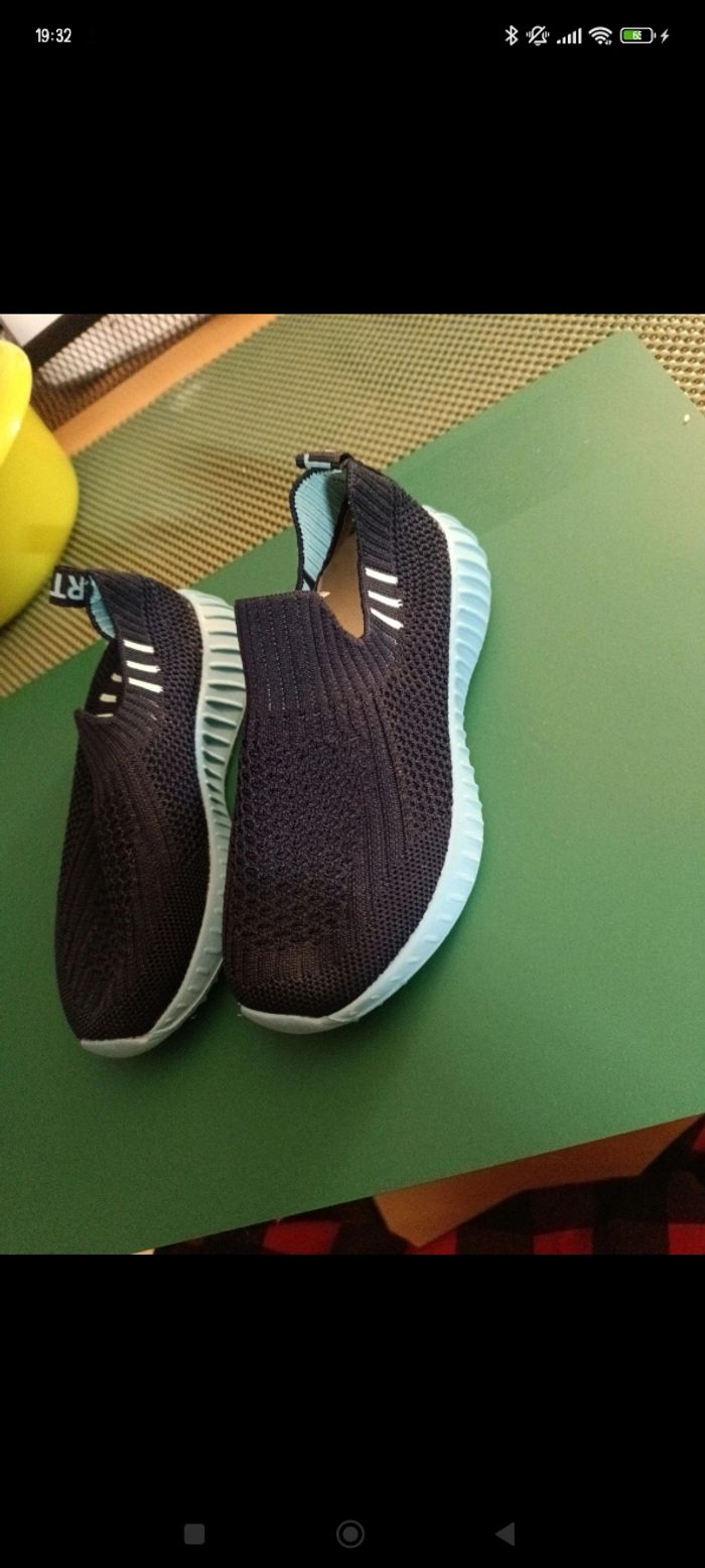 Basket enfant neuve 30 - photo numéro 4