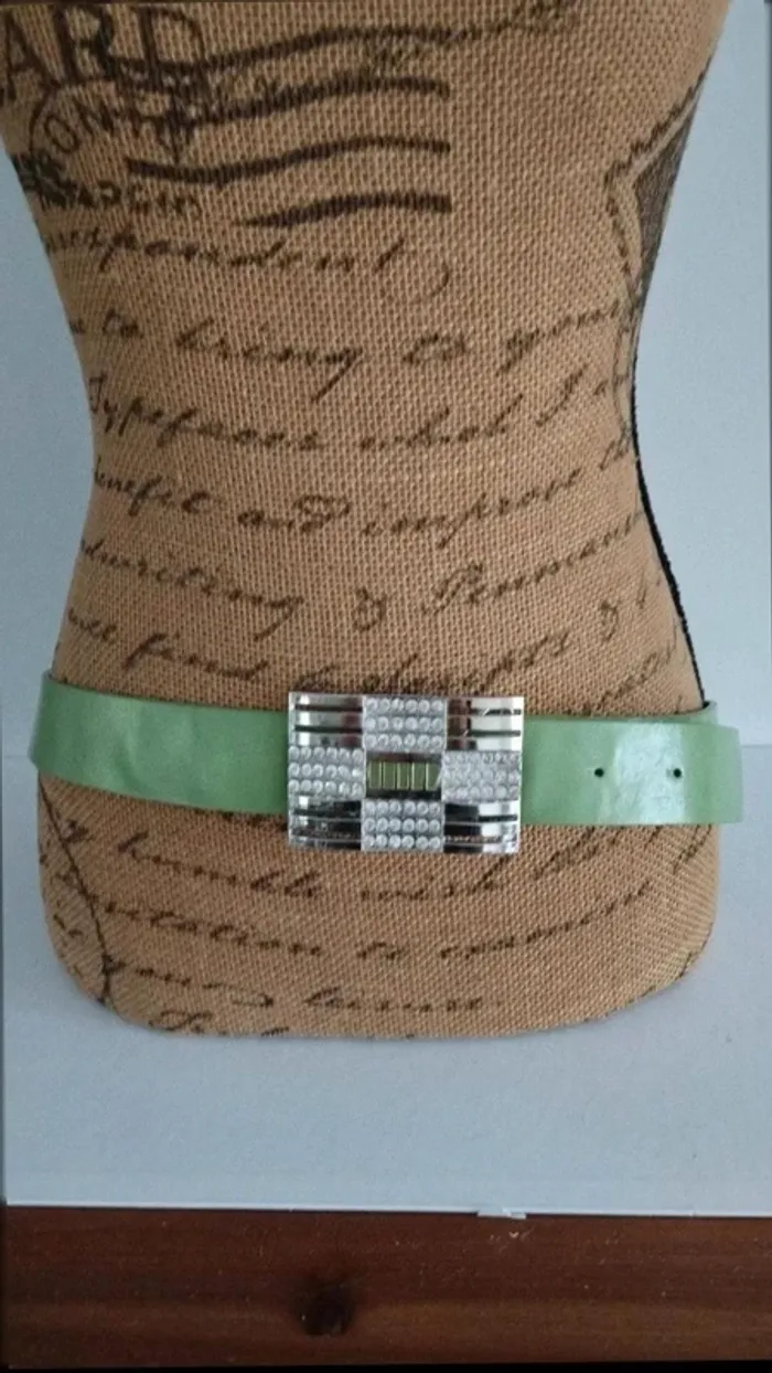 Ceinture verte boucle argenté 95 cm - photo numéro 2