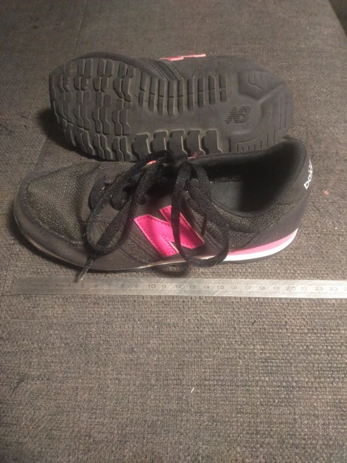 Baskets a lacets noires New Balance 420 fille T 32 - photo numéro 9