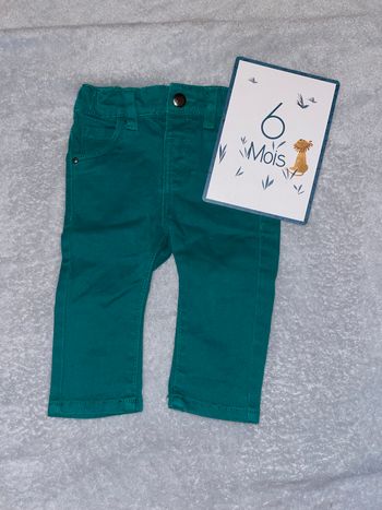 Pantalon vert bébé