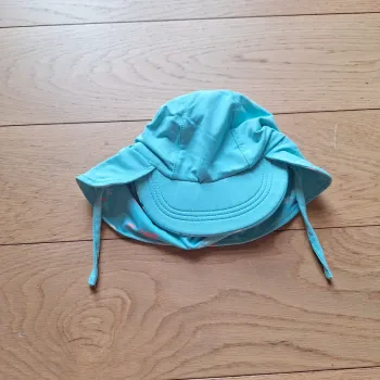 Chapeau réversible anti-UV taille 50 obaibi