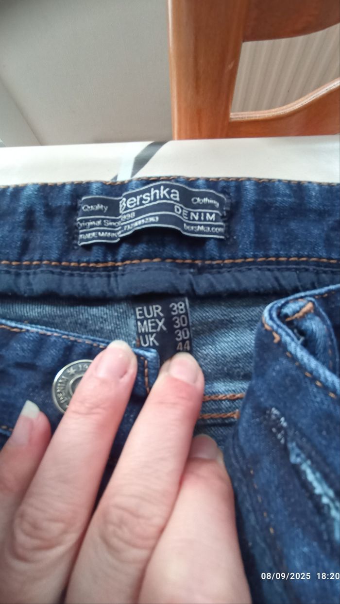 Jeans denim femme Bershka 40 - photo numéro 2