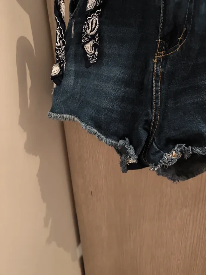 Short court taille 40 - photo numéro 4