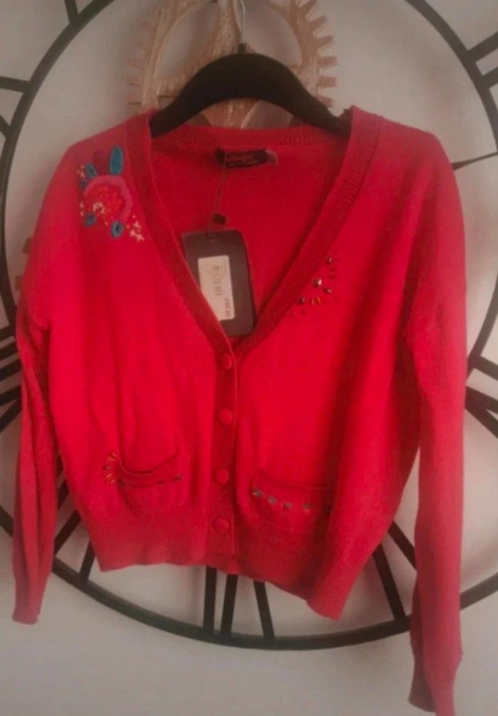 Gilet cardigan catyneuf avec étiquette