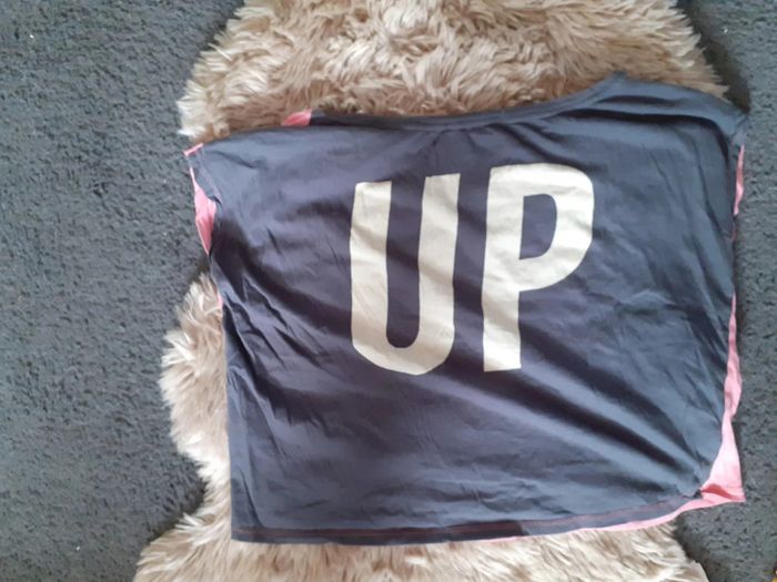 Top oversize taille S bershka - photo numéro 2