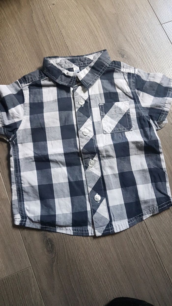 Chemisette chemise manches courtes carreaux bleu marine blanc kitchoun 3 mois