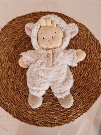 Doudou garçon déguisé en mouton blanc