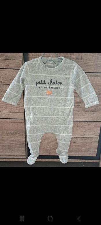 Pyjama gris une pièce Kiabi 3 mois