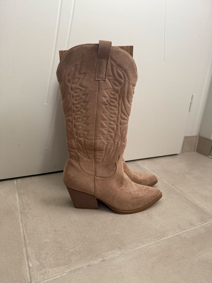 Bottes cow-boy en daim marron clair – Taille 39 – Style western chic ! - photo numéro 2
