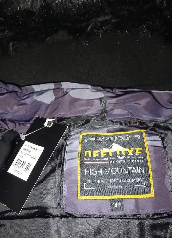 Blouson parka Deeluxe 14 ans neuf
Neuf 79,99euros - photo numéro 7
