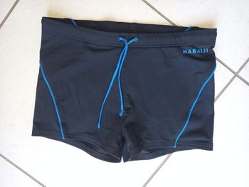 short de bain Nabaji Taille 40 Eur S-M