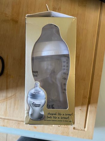 Biberon  tommee tippee