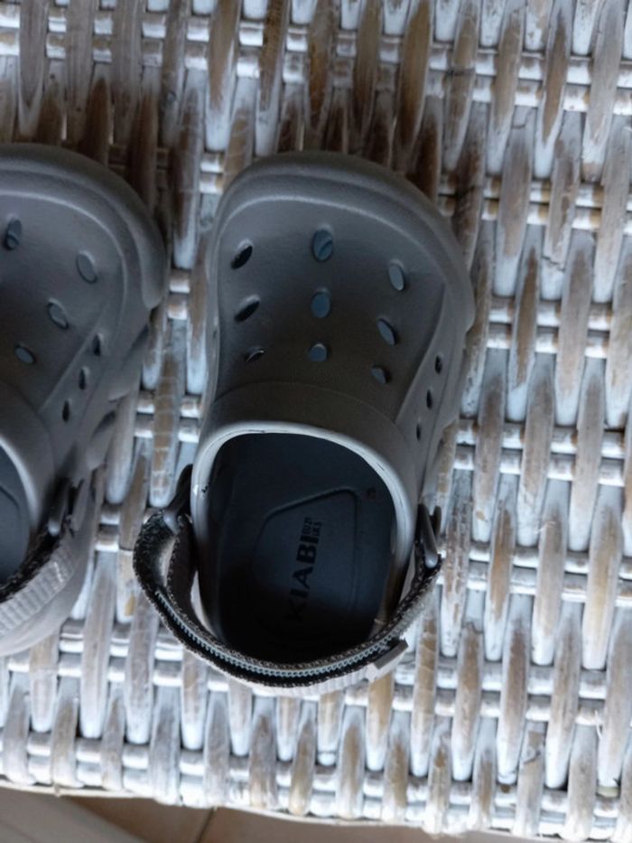 Crocs taille 21 - photo numéro 3