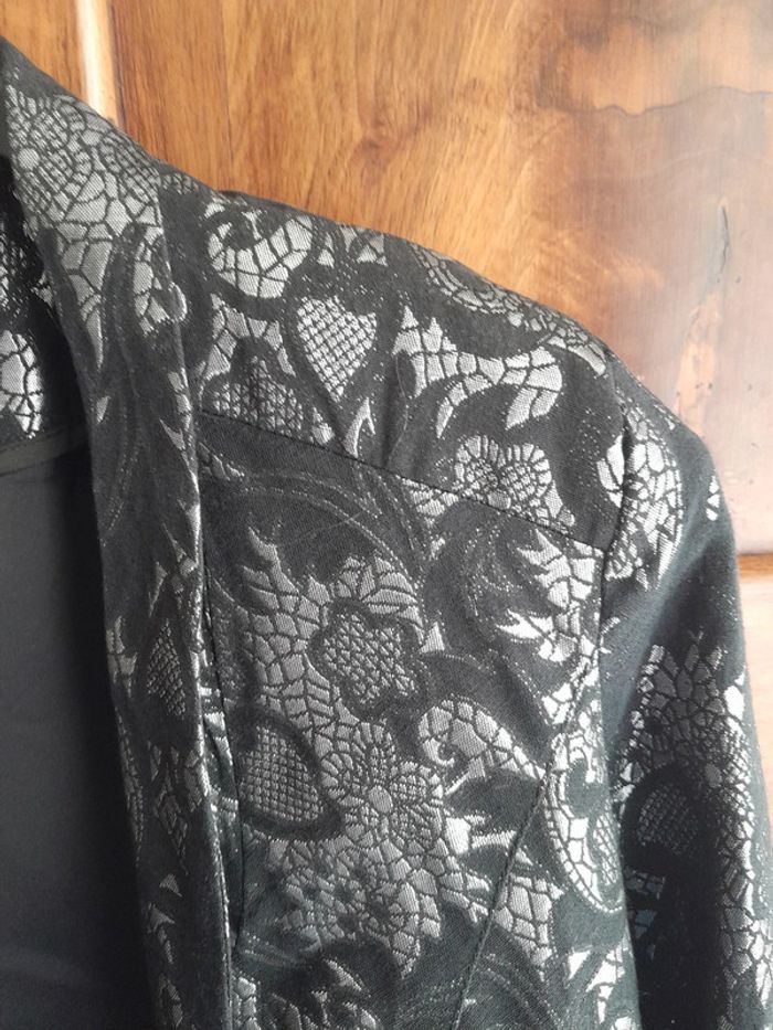 Veste noire - photo numéro 3