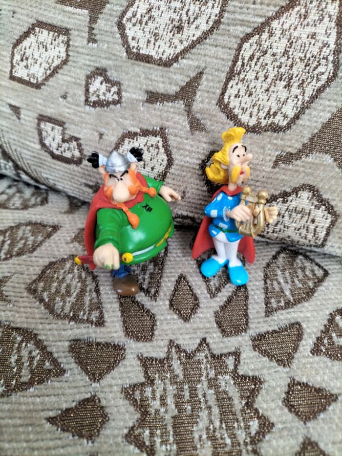 Lot figurines Astérix 2017