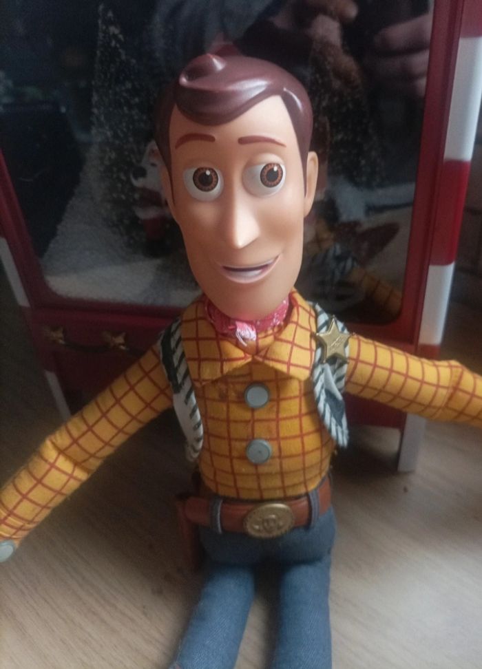 Toy story Woody 39 cm parle anglais - photo numéro 2
