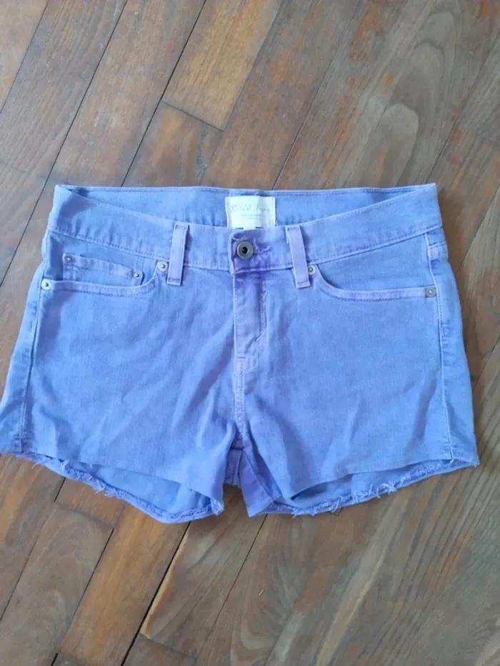 Short en jean femme de marque Levi's taille 38 us27