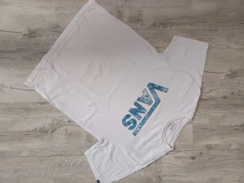 Tee shirt vans .