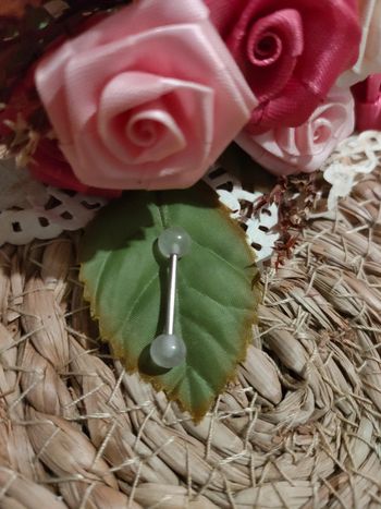 🌿Piercing langue blanc🌿