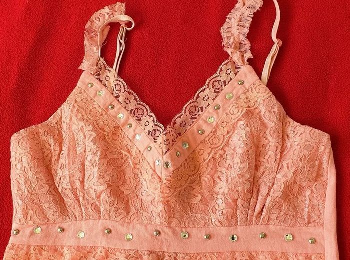 Débardeur rose /saumon avec Strass - fines bretelles - photo numéro 2
