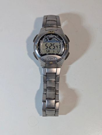 Montre Casio W-753 avec bracelet métallique d'origine - Fonctionne parfaitement