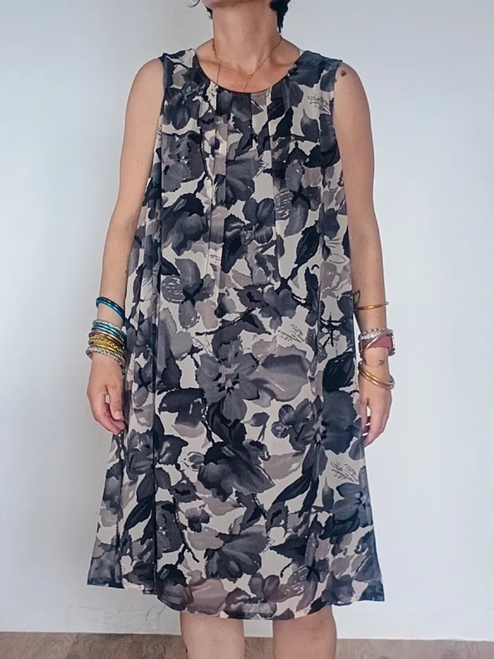 Robe sans manches Think Positive imprimé floral T.L
