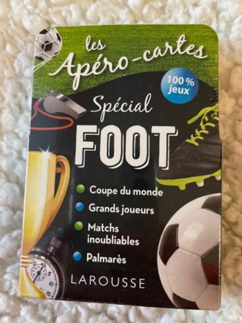 Jeu apéro-cartes spécial foot