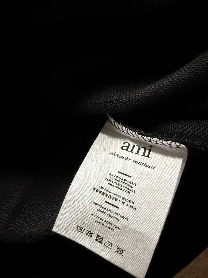 Hoodie Ami Paris noir | Logo cœur rouge | Taille M - photo numéro 9