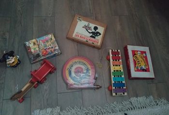 Lot de jouets anciens Vintage