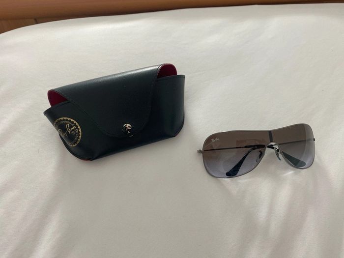 Lunettes de soleil, Ray ban