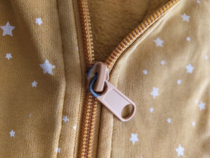 Gilet avec capuche - Fille - photo numéro 4