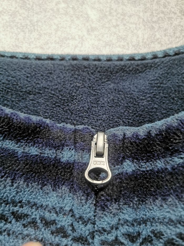 Veste polaire à zip Uniqlo - photo numéro 4