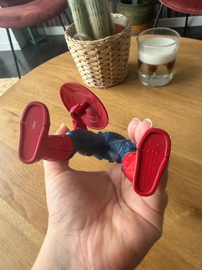 Figurine Captain America Marvel Hasbro - photo numéro 5