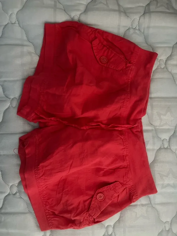 Short orange