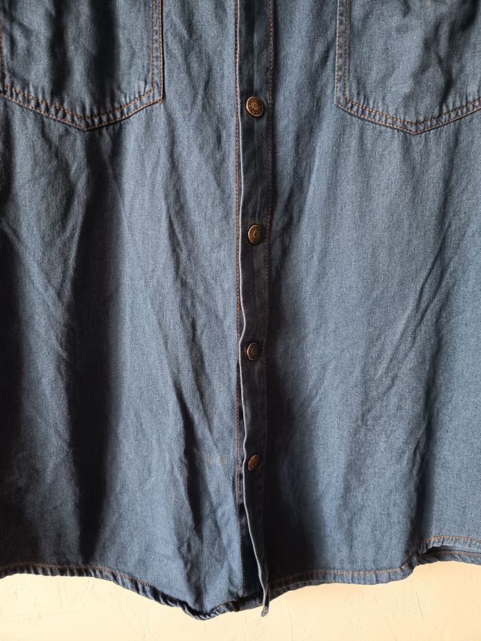 Chemise en jean. - photo numéro 5