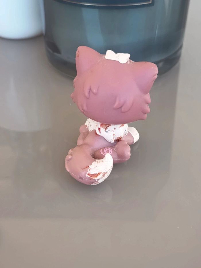 Littlest Pet Shop #1761 pink purple persian cat (mold 2) - photo numéro 2