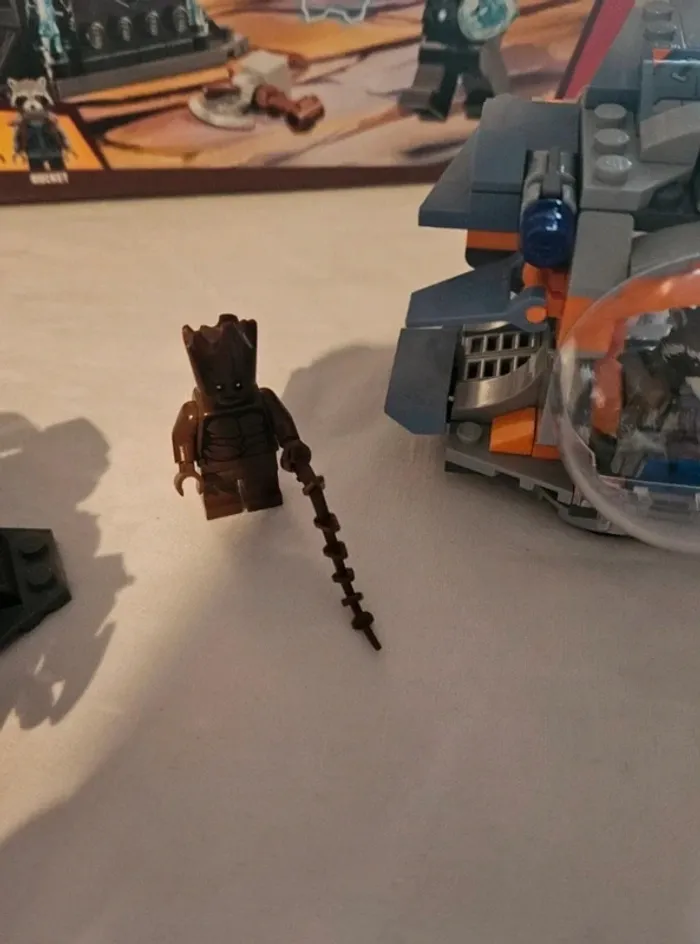 LEGO Marvel Super Heroes 76102- A la recherche du marteau de Thor ( complet avec figurines) - photo numéro 4