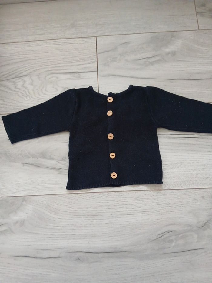 Pull ~ Kiabi ~ 1mois - photo numéro 2