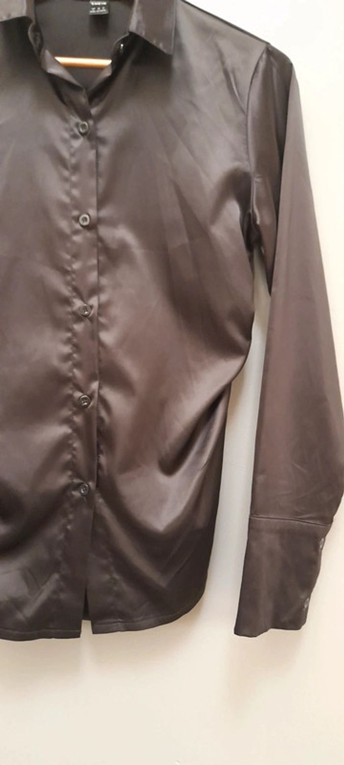 Chemise cintrée satinée - photo numéro 4
